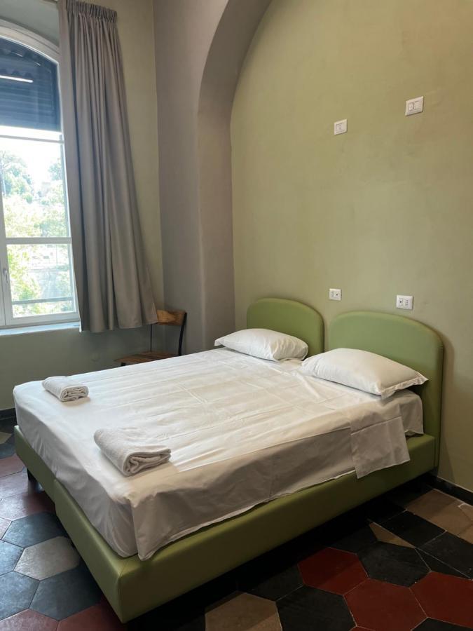 Hostel Borgo Ripa Urban Travel Rom Exterior foto