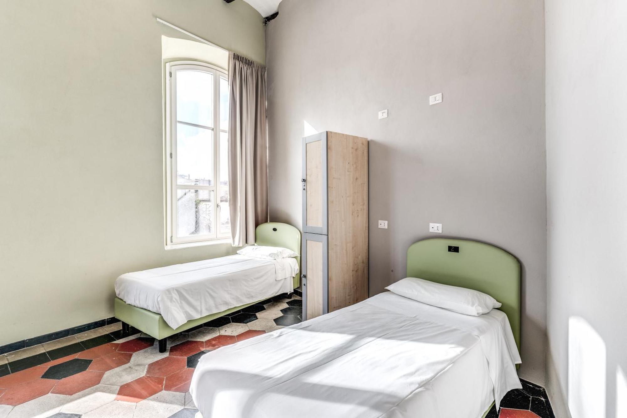 Hostel Borgo Ripa Urban Travel Rom Exterior foto
