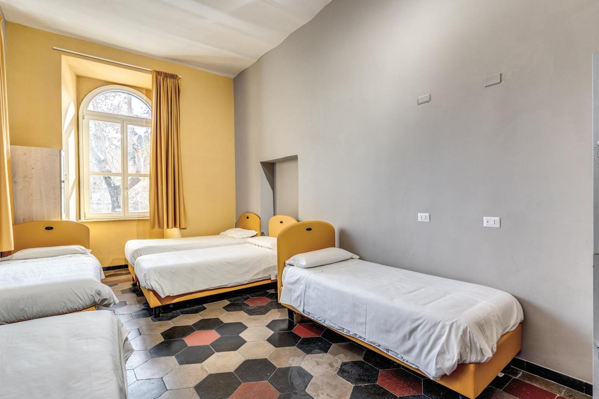 Hostel Borgo Ripa Urban Travel Rom Exterior foto
