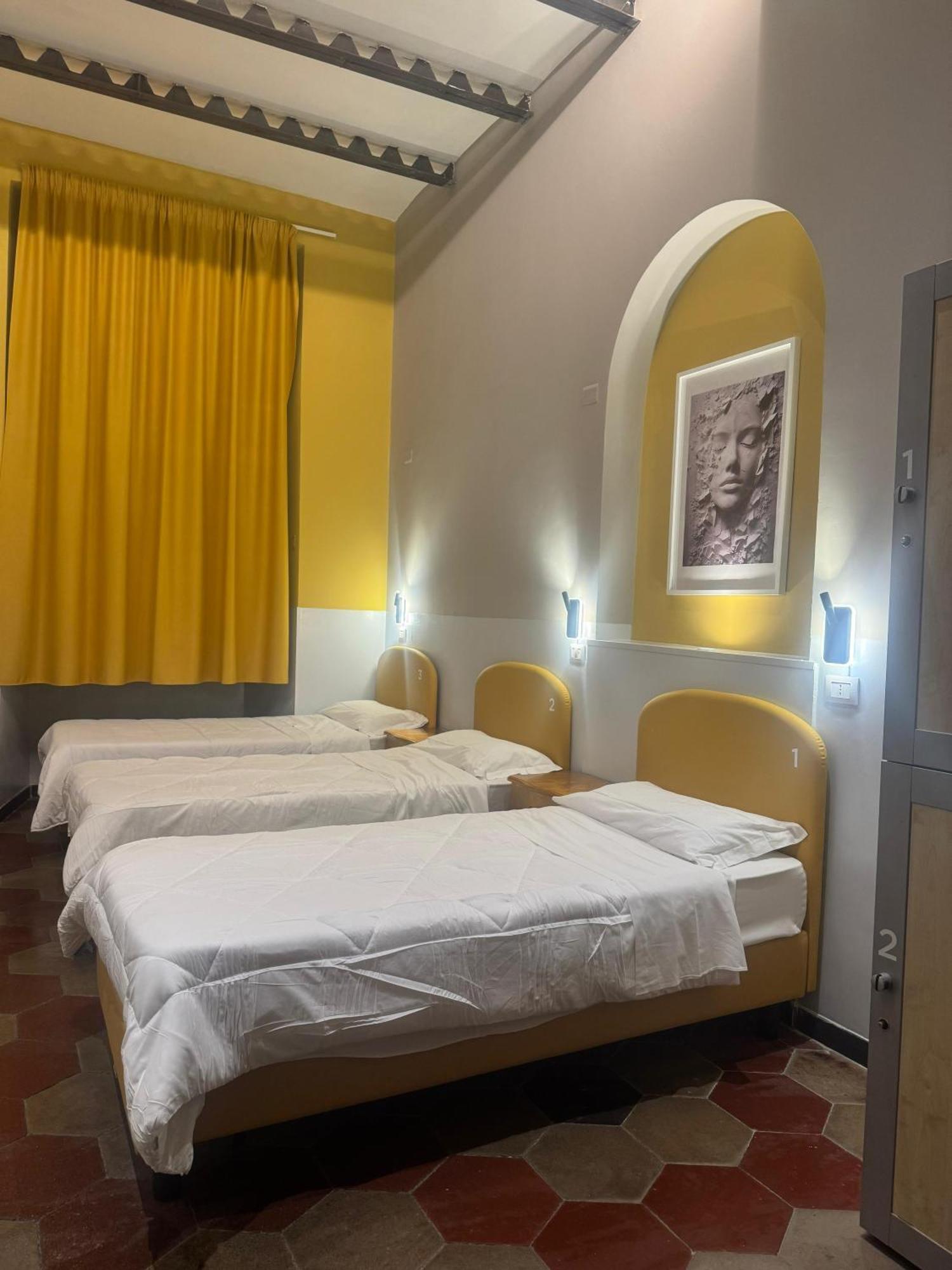 Hostel Borgo Ripa Urban Travel Rom Exterior foto